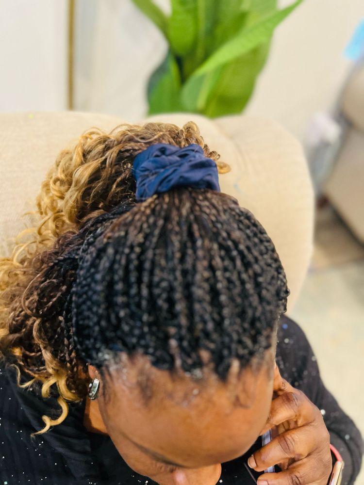 Antioch Hair Braider Logo