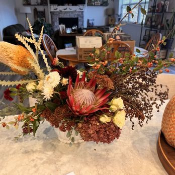 Nira Vida - Flowers - Floral Designers Near Me Nira Vida - Flowers - Floral Designers Near Me