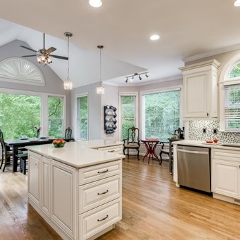 TNHometour - Custom kitchen photographed by TNHometour.com - Real Estate Photography Near Me TNHometour - Custom kitchen photographed by TNHometour.com - Real Estate Photography Near Me