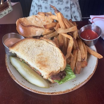 Brookland's Finest - Blackened Chicken Club Sandwich - New American Near Me - Washington, DC, District of Columbia