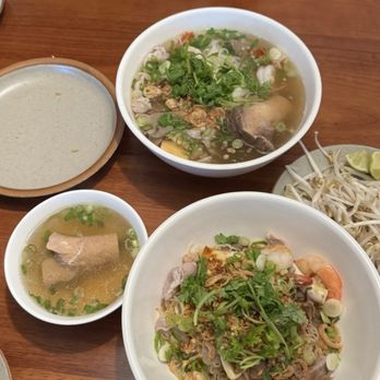 Heng Seng Noodles - Phnom Penh Style (Dry) and Soup - Cambodian Near Me - Cherry Hill, New Jersey Heng Seng Noodles - Phnom Penh Style (Dry) and Soup - Cambodian Near Me - Cherry Hill, New Jersey