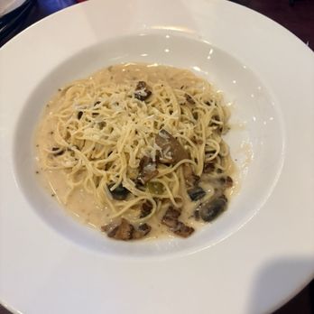 Tuscany Bistro - Creamy marsala pasta - Italian Near Me - League City, Texas Tuscany Bistro - Creamy marsala pasta - Italian Near Me - League City, Texas