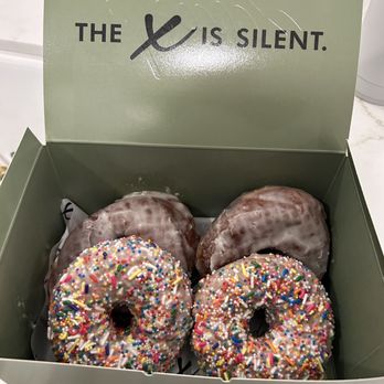 Deaux - Sprinkled & Glazed Donuts - Donuts Near Me - Redlands, California Deaux - Sprinkled & Glazed Donuts - Donuts Near Me - Redlands, California