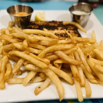 Chanticleer Eatery - Fish platter - American Near Me - Santa Rosa Beach, Florida Chanticleer Eatery - Fish platter - American Near Me - Santa Rosa Beach, Florida