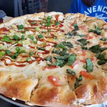 Brick Oven Pizza - Half bbq chicken half margherita pizza - Pizza Near Me - Kapolei, Hawaii Brick Oven Pizza - Half bbq chicken half margherita pizza - Pizza Near Me - Kapolei, Hawaii