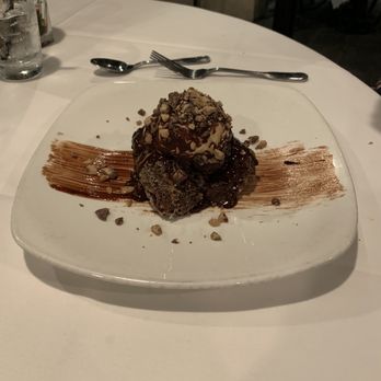 Chart House - Dessert lava cake - Seafood Near Me - Longboat Key, Florida Chart House - Dessert lava cake - Seafood Near Me - Longboat Key, Florida