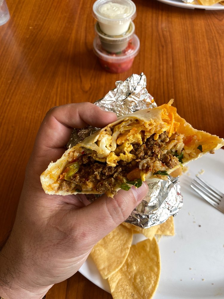 LOCO COCOS TACOS Updated July 2024 222 Photos & 436 Reviews 36 Walker St, Kittery, Maine