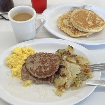 Nick's Diner - Two Eggs Any Style - Diners Near Me - Wheaton, Maryland