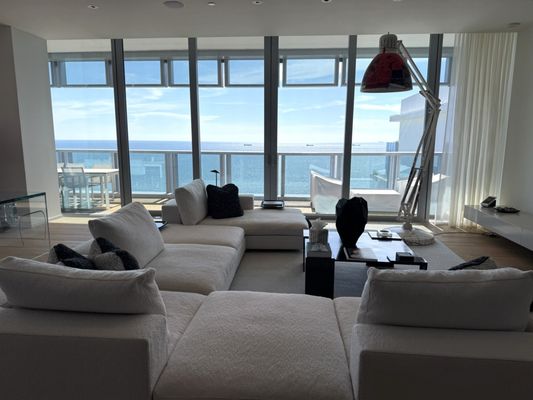 The Miami Beach EDITION by null