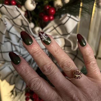 Tip Top Nails - Nails red sparkle, green, ombré - Nail Salons Near Me - Bristol, Connecticut