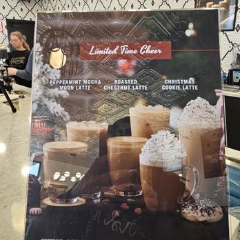 Summer Moon Coffee - Holiday drinks - Coffee & Tea Near Me - Lake Geneva, Wisconsin