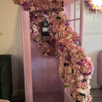 Cafe Lola - Cafes Near Me - Henderson, Nevada