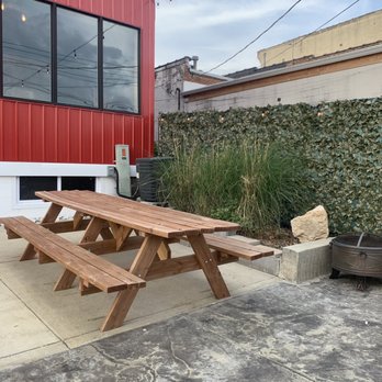 Four Brothers Mead - Outdoor patio has several tables. - Wineries Near Me - Festus, Missouri Four Brothers Mead - Outdoor patio has several tables. - Wineries Near Me - Festus, Missouri