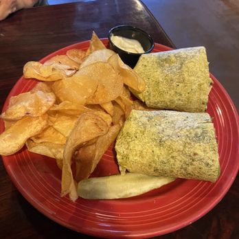 Blackbird Café - Sandwich and chips - Cafes Near Me - Long Beach, California Blackbird Café - Sandwich and chips - Cafes Near Me - Long Beach, California