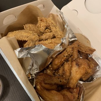 Chicken Day - Korean fried chicken wings and garlic sauce wings - Chicken Wings Near Me - Los Angeles, California Chicken Day - Korean fried chicken wings and garlic sauce wings - Chicken Wings Near Me - Los Angeles, California