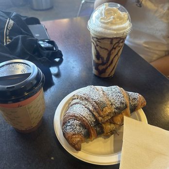 Cafe Paris - Nutella Croissant, Mocha Coffee, Mocha Frappuccino - Cafes Near Me - Los Angeles, California Cafe Paris - Nutella Croissant, Mocha Coffee, Mocha Frappuccino - Cafes Near Me - Los Angeles, California