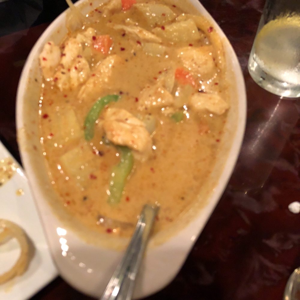 Spice Thai Cafe - Yellow curry with chicken - Thai Near Me - Allen, Texas