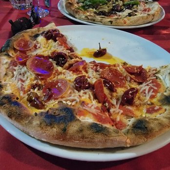 Gioia Eat - Gluten and dairy free Diavola - Italian Near Me - Hallandale Beach, Florida Gioia Eat - Gluten and dairy free Diavola - Italian Near Me - Hallandale Beach, Florida