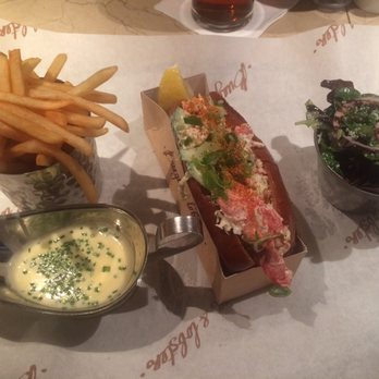 Burger & Lobster - Seven Samurai Lobster Roll - American Near Me - Mayfair, XGL