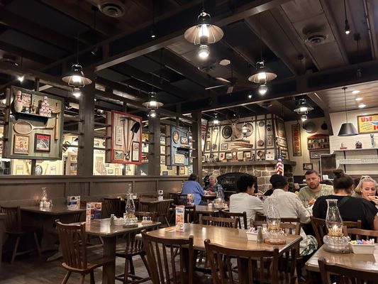 Cracker Barrel Old Country Store by null