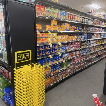 Dollar General - Grocery Near Me - Bergenfield, New Jersey