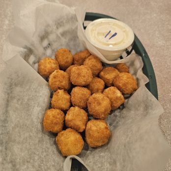 Janet's Diner - Spicy cheese cubes - Diners Near Me - Dillsboro, Indiana