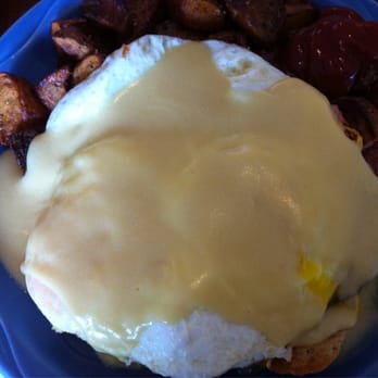 Bogart's Cafe - Breakfast & Brunch Near Me - Honolulu, Hawaii