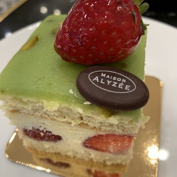 Maison Alyzee - Fraisier - Bakeries Near Me - Mountain View, California Maison Alyzee - Fraisier - Bakeries Near Me - Mountain View, California