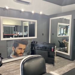 Hair Tree Barbershop - Barbershop interior