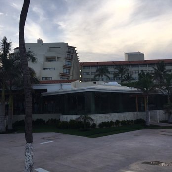 Occidental - Occidental's Le Buffet - Hotels Near Me - Nuevo Vallarta, NAY