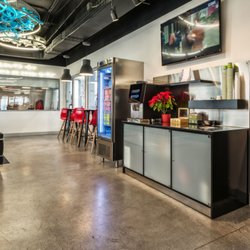 ITV Fuencarral - ITV Fuencarral - Madrid, Coffe-Room, te invitamos a refrescos, wifi y prensa mientras le pasamos la ITV a tu vehículo