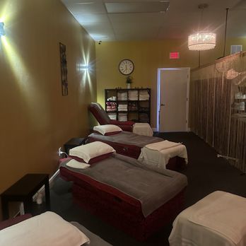 Sakura Foot Massage - Inside - Reflexology Near Me - Sunrise, Florida Sakura Foot Massage - Inside - Reflexology Near Me - Sunrise, Florida