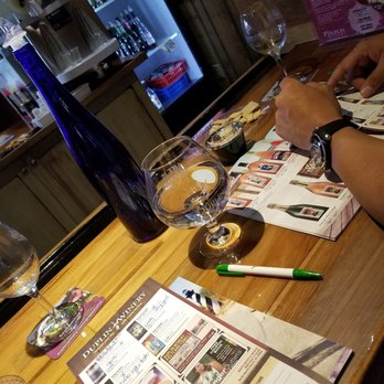 Duplin Winery - Wine Tasting Room Near Me - N Myrtle Beach, South Carolina