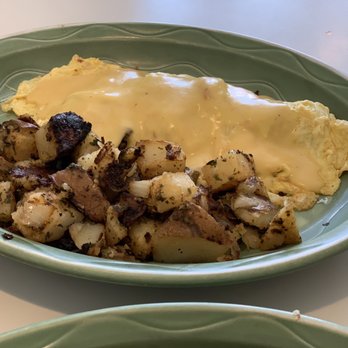 Christie's - Avocado and bacon omelette - Breakfast & Brunch Near Me - Burlingame, California Christie's - Avocado and bacon omelette - Breakfast & Brunch Near Me - Burlingame, California