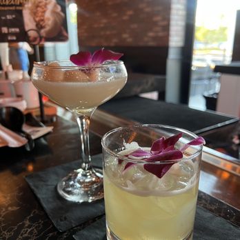 JINYA Ramen Bar - Central Phoenix - White blossom & yuzu margarita - Ramen Near Me - Phoenix, Arizona JINYA Ramen Bar - Central Phoenix - White blossom & yuzu margarita - Ramen Near Me - Phoenix, Arizona