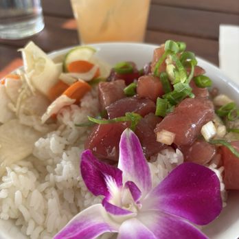 Aloha Mixed Plate - Poke Bowl - Hawaiian Near Me - Lahaina, Hawaii