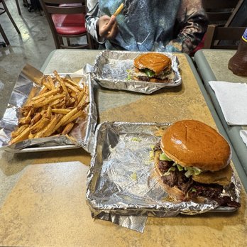 Burger Billy’s Joint - Burgers Near Me - Arlington, Virginia