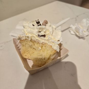 Luna By Sheng Mary - Bakeries Near Me - New York, New York Luna By Sheng Mary - Bakeries Near Me - New York, New York