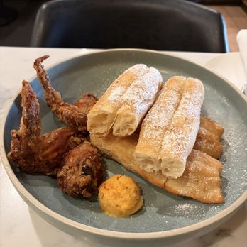 Bone Kettle - Chicken Wings - Breakfast & Brunch Near Me - Pasadena, California