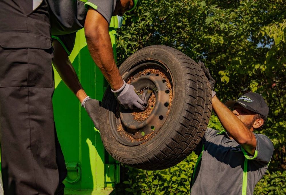 THE JUNKLUGGERS OF NORTH PALM BEACH AND MARTIN COUNTY Updated