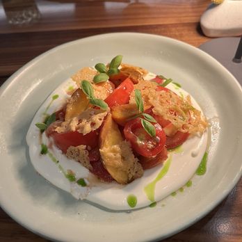Covey - Tomato & peach appetizer - New American Near Me - Wilmington, North Carolina Covey - Tomato & peach appetizer - New American Near Me - Wilmington, North Carolina