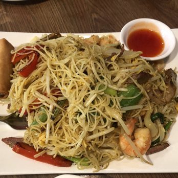 Congee Queen - Singapore fried rice noodle lunch combo - Chinese Near Me - Toronto, Ontario
