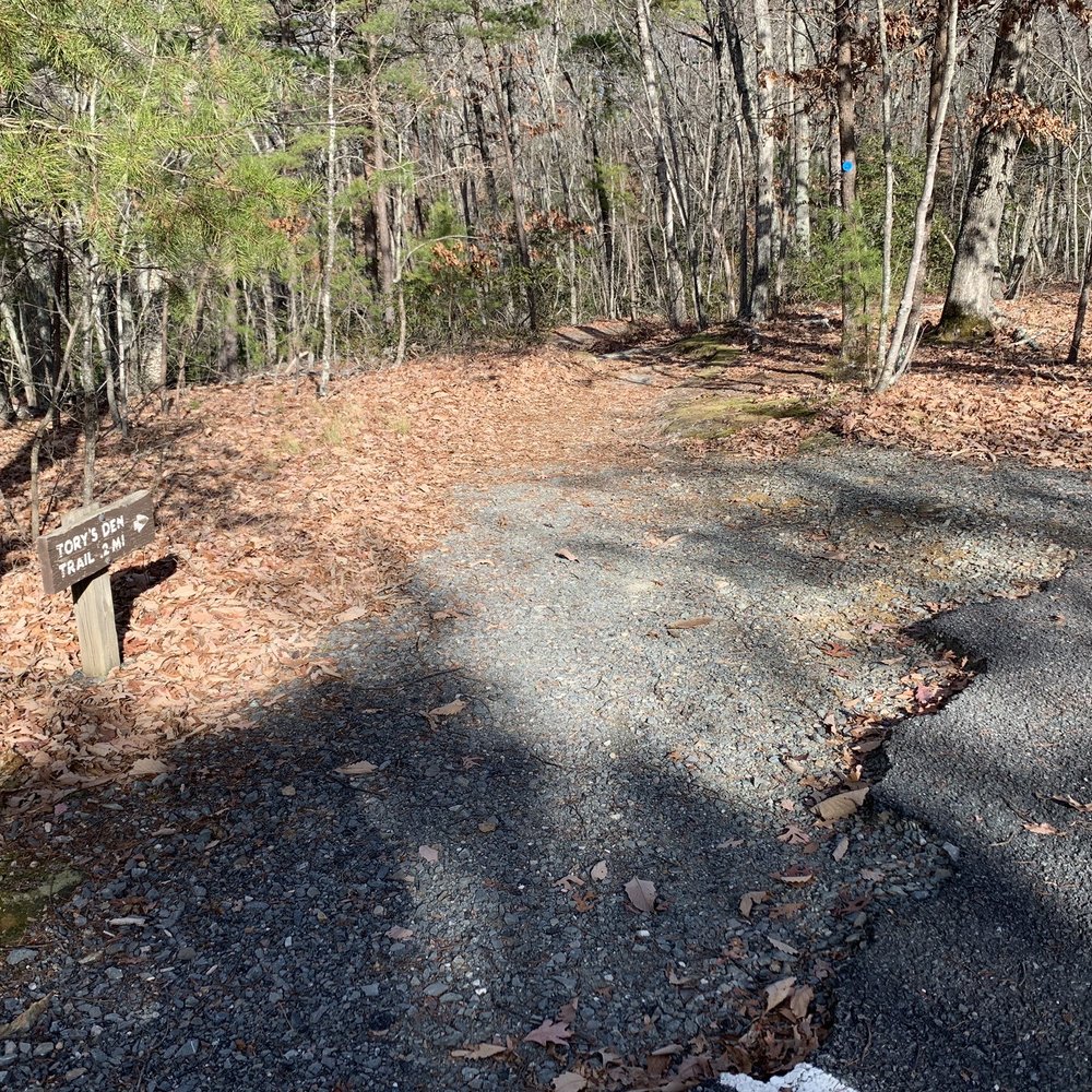 Tory's Den Cave - Beginning of the trail, at the parking lot - Hiking Near Me - Walnut Cove, North Carolina Tory's Den Cave - Beginning of the trail, at the parking lot - Hiking Near Me - Walnut Cove, North Carolina