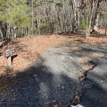 Tory's Den Cave - Beginning of the trail, at the parking lot - Hiking Near Me - Walnut Cove, North Carolina Tory's Den Cave - Beginning of the trail, at the parking lot - Hiking Near Me - Walnut Cove, North Carolina