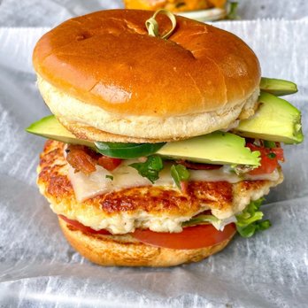 Burger 21 - Ballantyne - Monterey Chicken Sandwich |Instagram @restaurant_aholic - Burgers Near Me - Charlotte, North Carolina