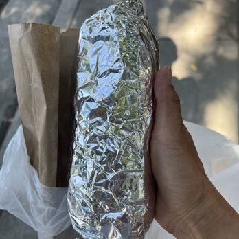 La Yolanda - Chili colorado burrito - Bakeries Near Me - Stockton, California La Yolanda - Chili colorado burrito - Bakeries Near Me - Stockton, California