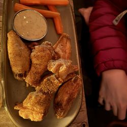 Hold Fast Kitchen & Spirits - Chicken wings