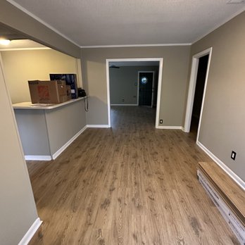 Just Floor it! - a living room with hardwood floors - Flooring Near Me - Pittsburg, California Just Floor it! - a living room with hardwood floors - Flooring Near Me - Pittsburg, California