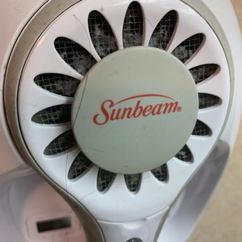 Hamilton Inn Select Beachfront - Old hair in the blow dryer. - Hotels Near Me - Mackinaw City, Michigan Hamilton Inn Select Beachfront - Old hair in the blow dryer. - Hotels Near Me - Mackinaw City, Michigan