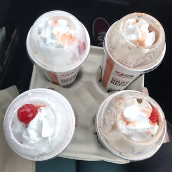 A&W Restaurant - Happy Hour is for half off MILKSHAKES!!!! We got 5 regular size shakes (24oz) for only $7!!! - Burgers Near Me - Almont, Michigan